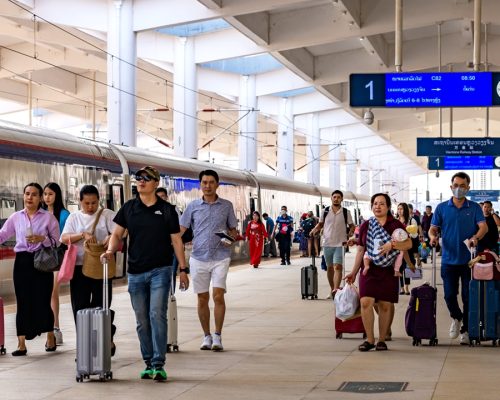 China-Laos Railway handles 20,000 cross-border passenger trips in 1st month